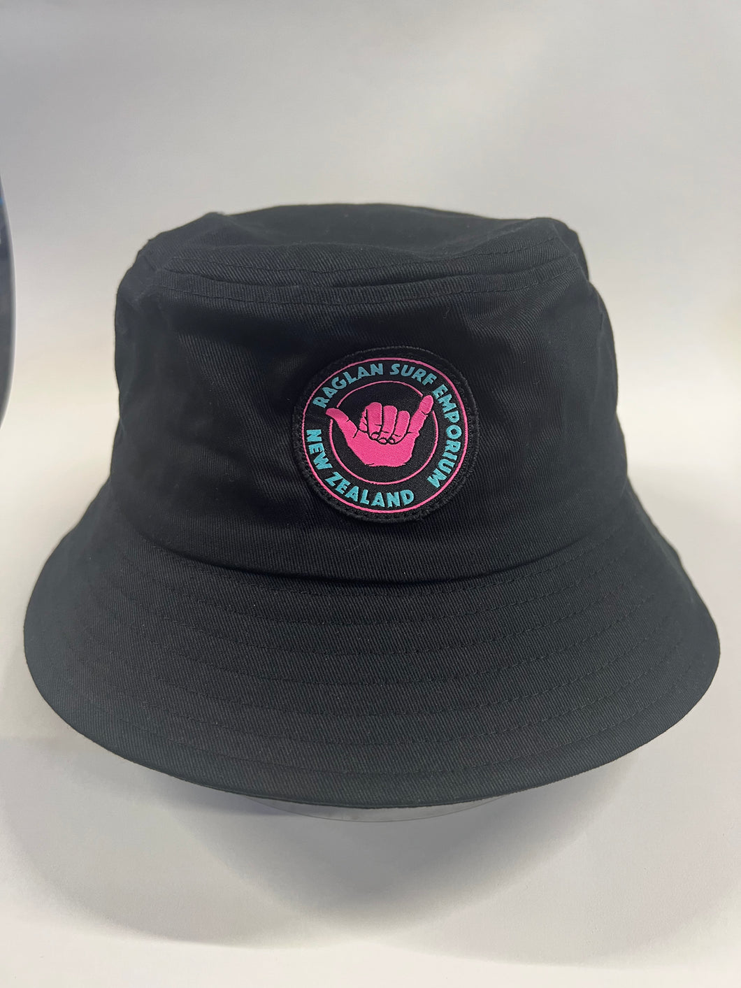 RSE KIDS PINK SHAKA BUCKET HAT - BLACK