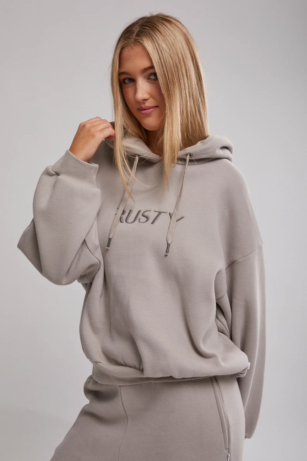 RUSTY SIGNATURE OVERSIZE HOODED FLEECE